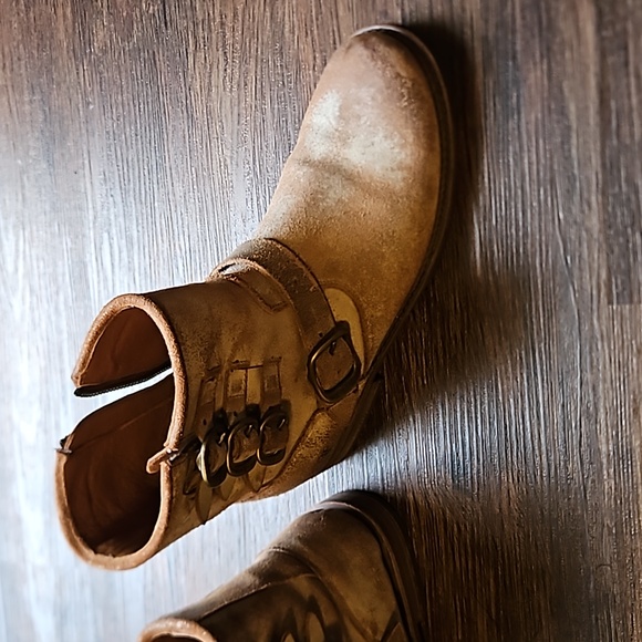 Womens boots - Picture 4 of 4